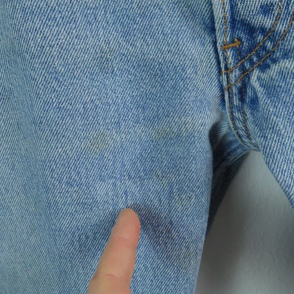 Vintage 90s Levis 501 Jeans 32x32 Light Wash Denim Grunge Thrashed Distressed